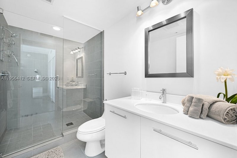 Comprar apartamento no Mint at Riverfront 4806