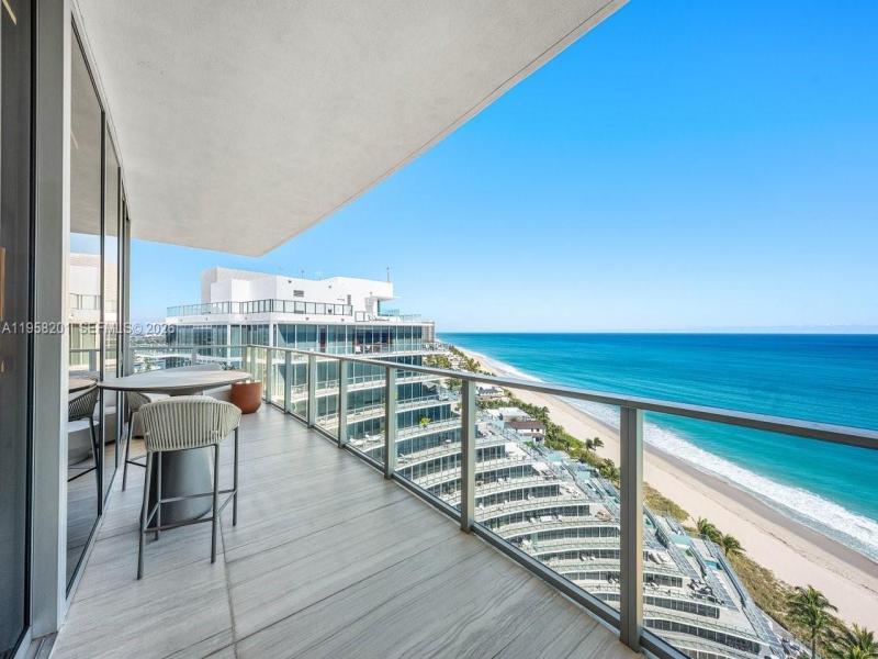 Condo for sale at Auberge Beach Residences Spa S1704/05
