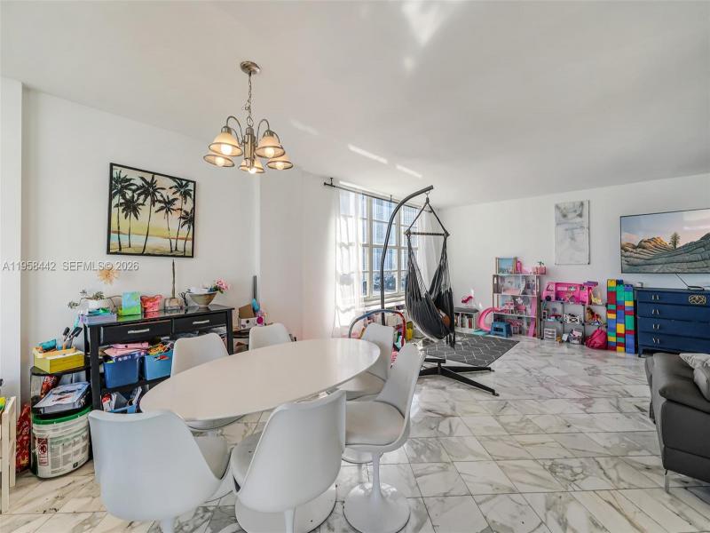 Comprar apartamento en Winston Towers 1404