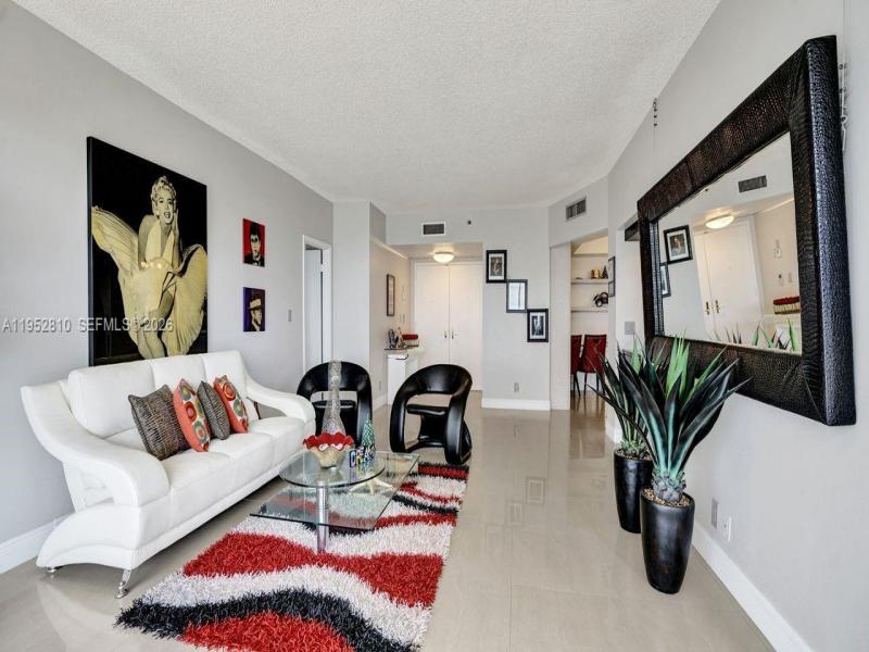 Comprar apartamento en Hamptons West 809