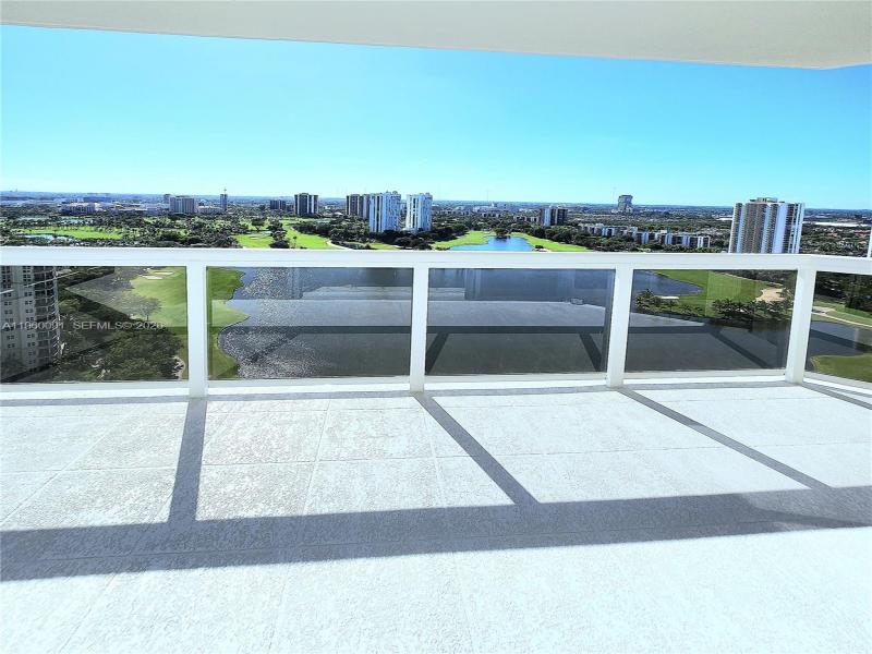 Comprar apartamento en The Landmark 2505