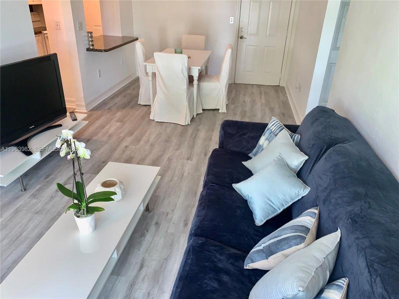 Key Islander Apt #304