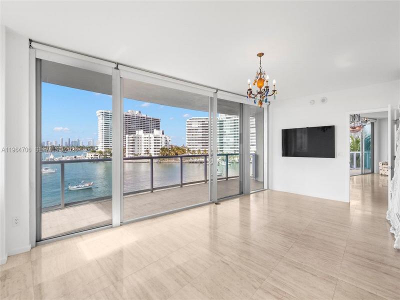 Comprar apartamento en Capri Ana 501