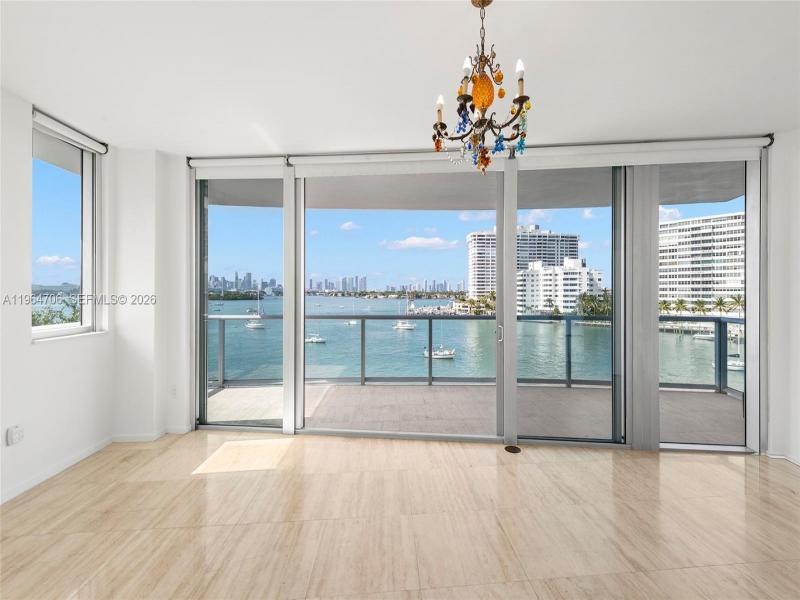 Comprar apartamento en Capri Ana 501