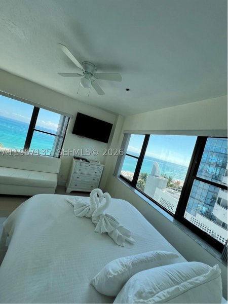 Condo for sale at Casablanca 908