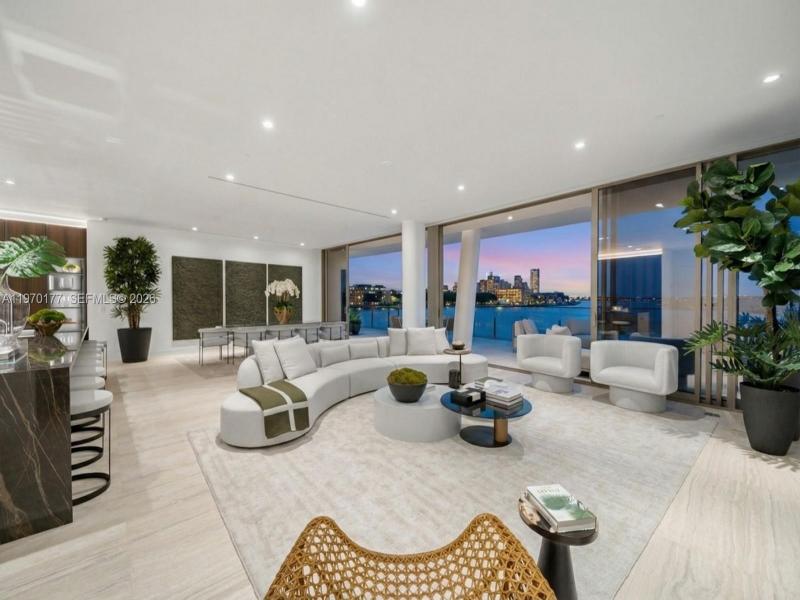 Condo for sale at Vita at Grove Isle M204