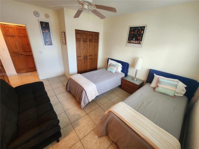 Comprar apartamento en Marina Bay Club PH7