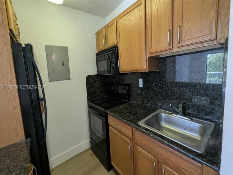 Property photo # 7