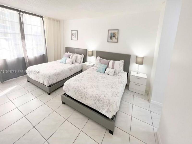 Condo for sale at Sea Air Towers 620