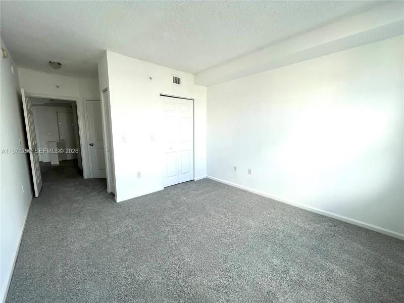 Comprar apartamento en Porto Bellagio 2911
