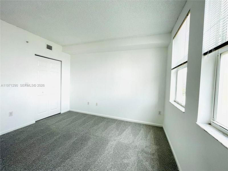 Comprar apartamento en Porto Bellagio 2911