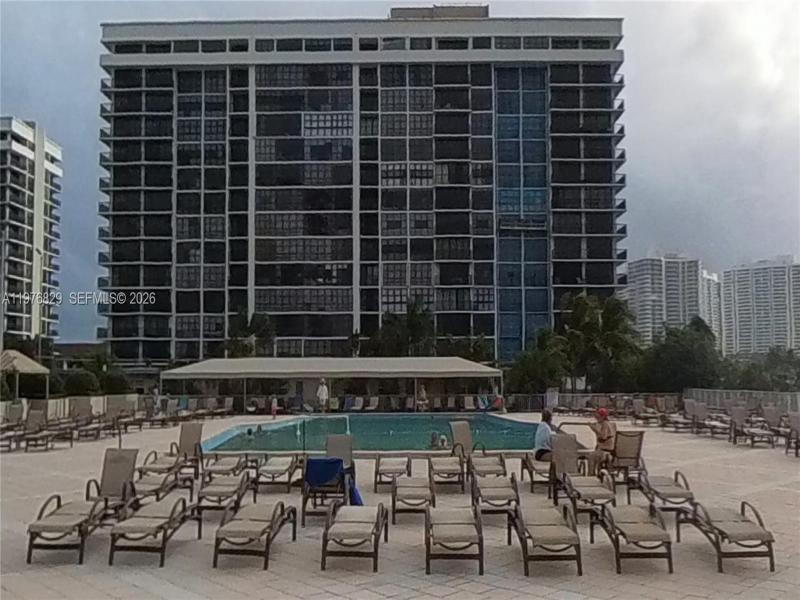 Condo for sale at The Hemispheres 7E