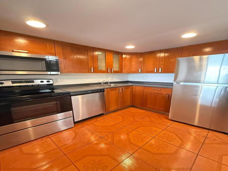 Sailboat Cay Apt #1114