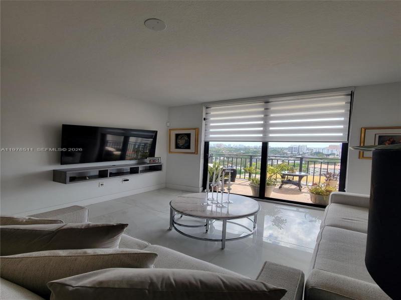 Comprar apartamento en Puerta De Palmas 1110