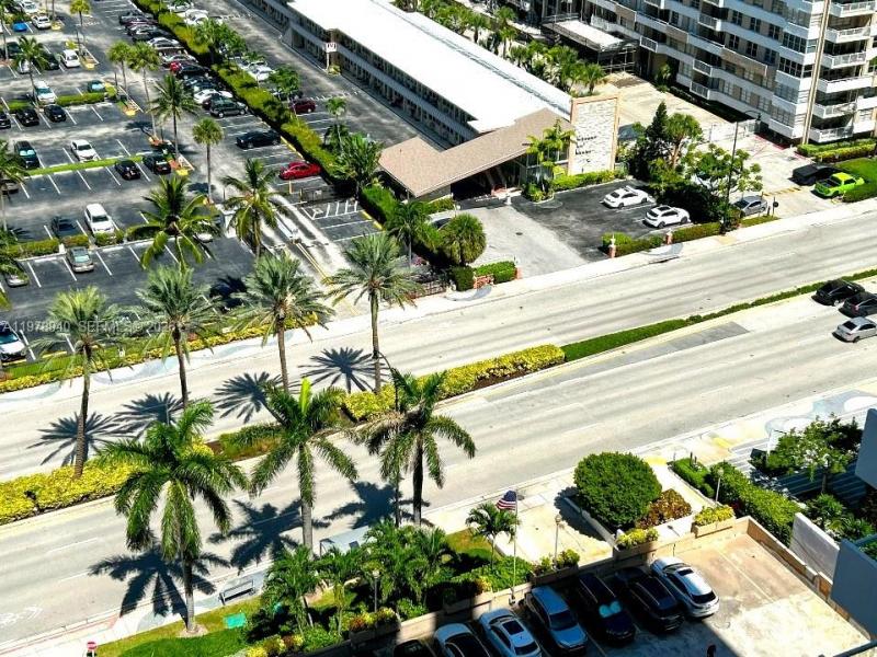 Apartment for rent at Parker Plaza Estates 1802