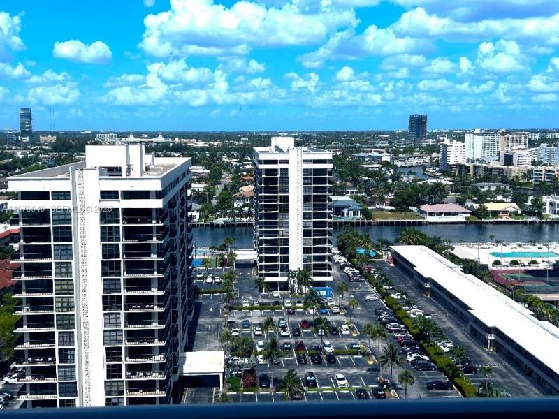 Apartment for rent at Parker Plaza Estates 1802