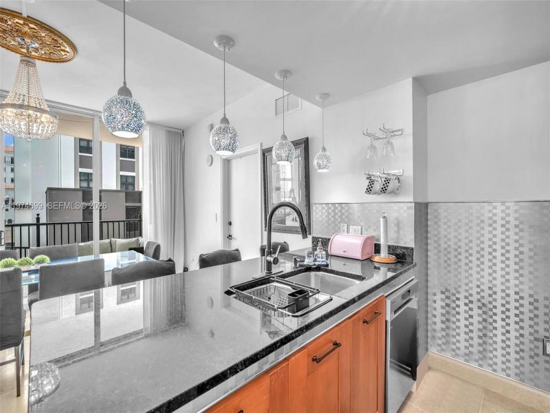 Comprar apartamento en One Village Place 519