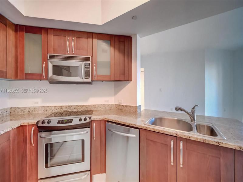 Property photo # 6