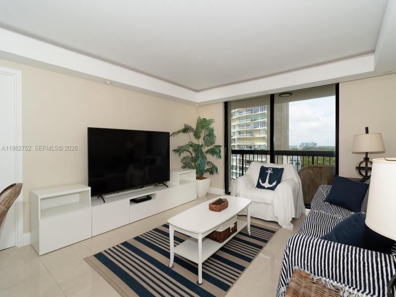 Condo for sale at Brickell Bay Club 1710