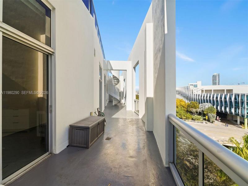 Comprar apartamento en The Meridian Lofts PH-16