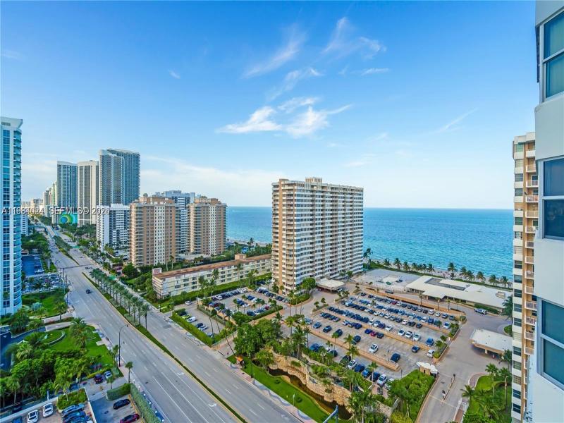 Condo for sale at The Hemispheres 21K