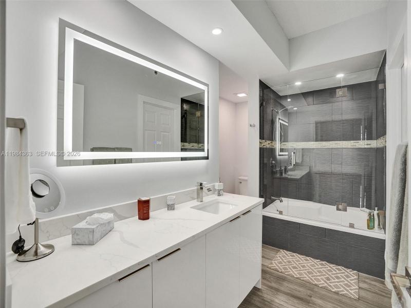 Comprar apartamento en Village by the Bay 13305
