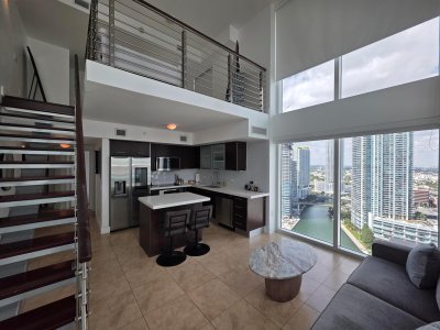 Brickell on the River South Apt #1917