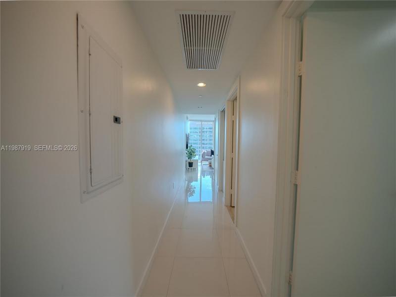 Condo for sale at Icon Brickell Viceroy