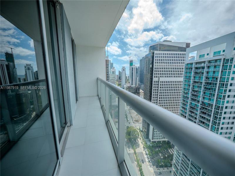 Condo for sale at Icon Brickell Viceroy