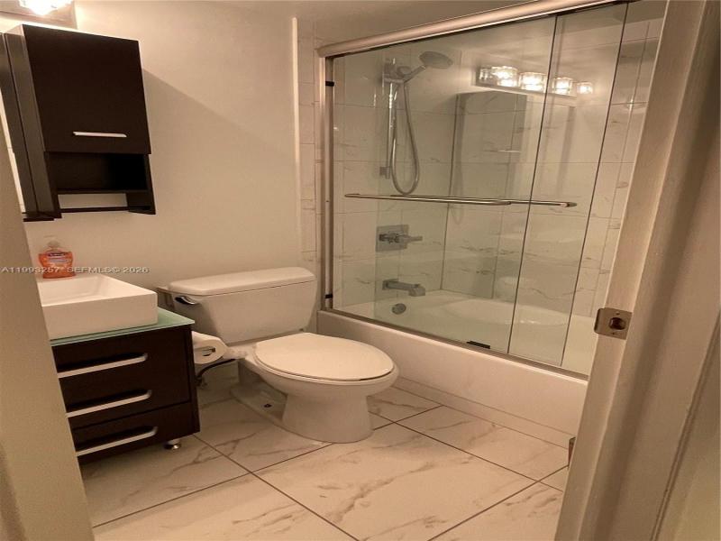 Apartment for rent at Catania at Quadomain 607