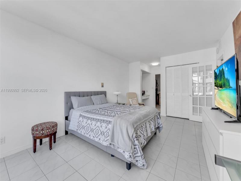 Condo for sale at Olympus Condo 1418