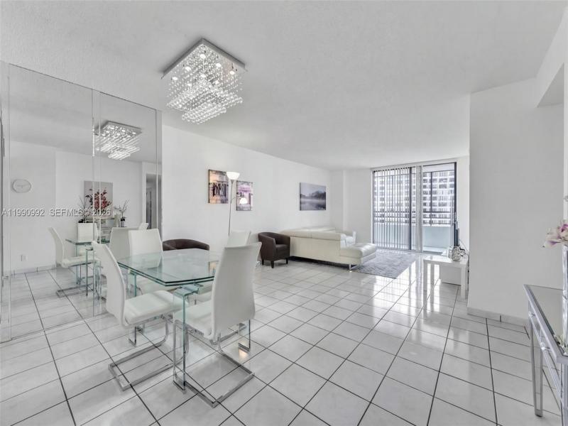 Condo for sale at Olympus Condo 1418