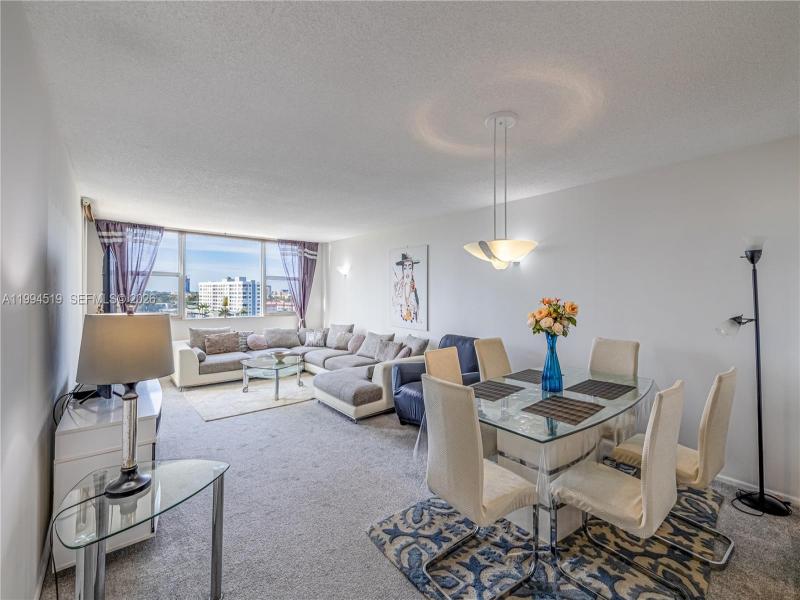 Condo for sale at Parker Dorado 718