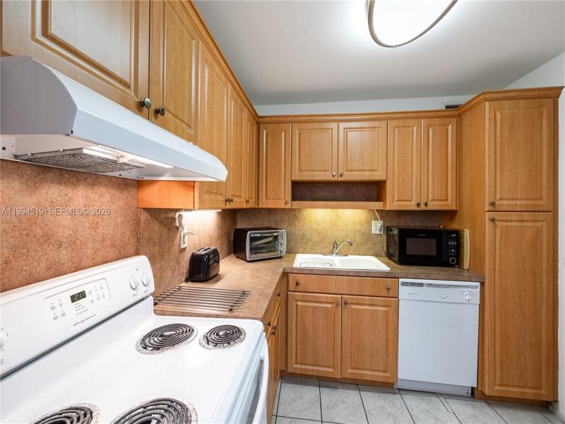 Condo for sale at Parker Dorado 718