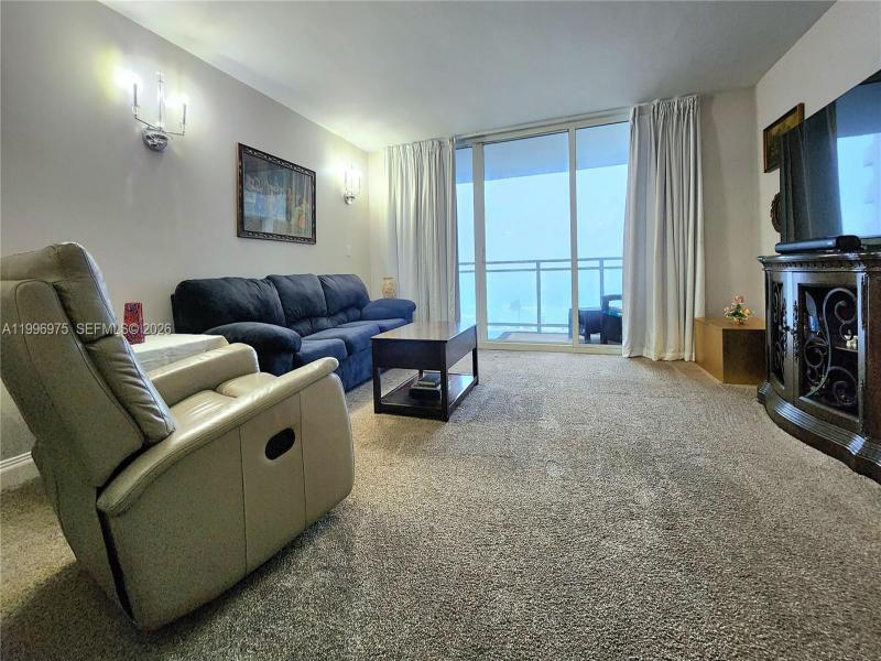 Condo for sale at Parker Plaza Estates 515