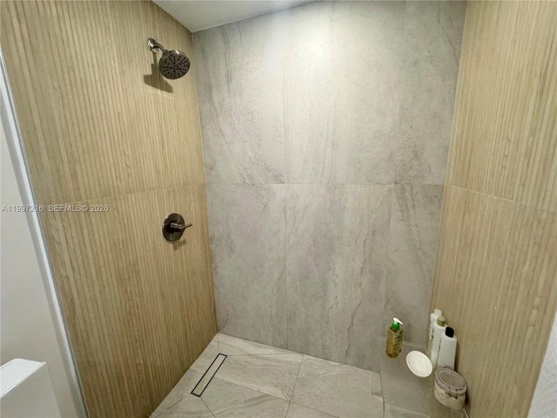 Comprar apartamento en Triton Towers 424