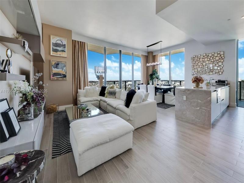 Property photo # 6
