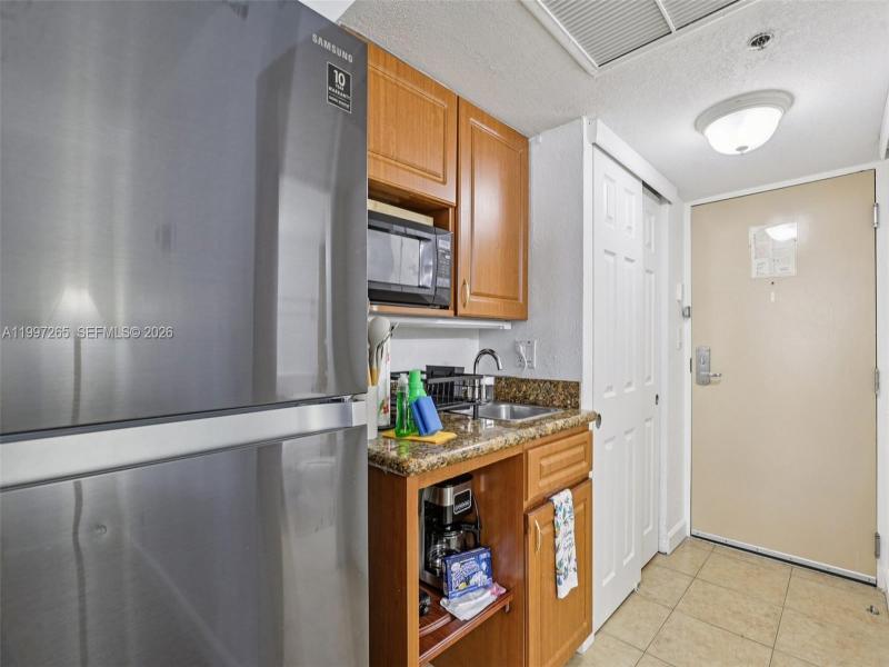 Comprar apartamento en Aventura Beach Club 223