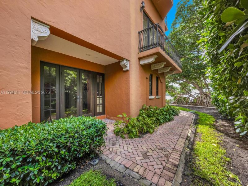 Property photo # 2