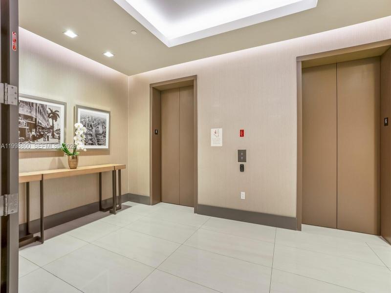 Comprar apartamento en Giralda Place 6E