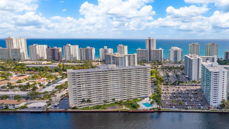 Coral Ridge Towers North Apt #512a