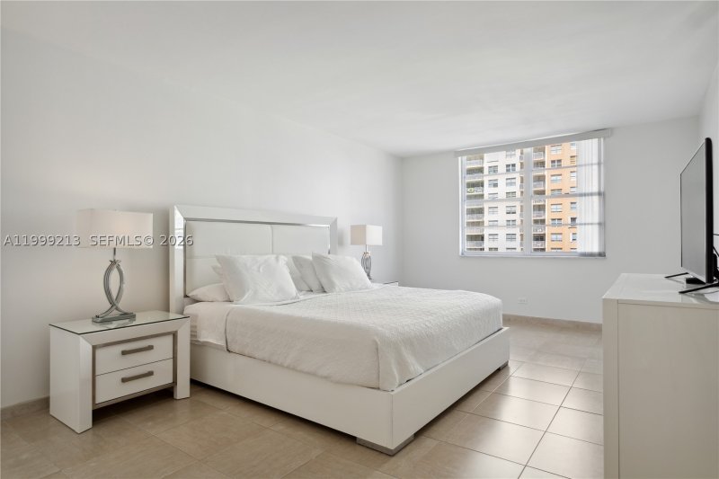 Alquiler de apartamento en Winston Towers 605