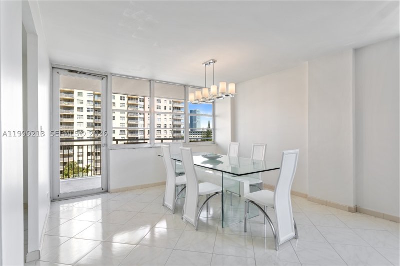 Alquiler de apartamento en Winston Towers 605