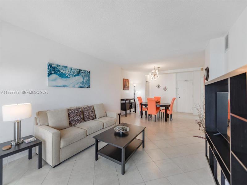 Condo for sale at The Hemispheres 14D