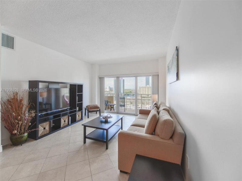 Condo for sale at The Hemispheres 14D