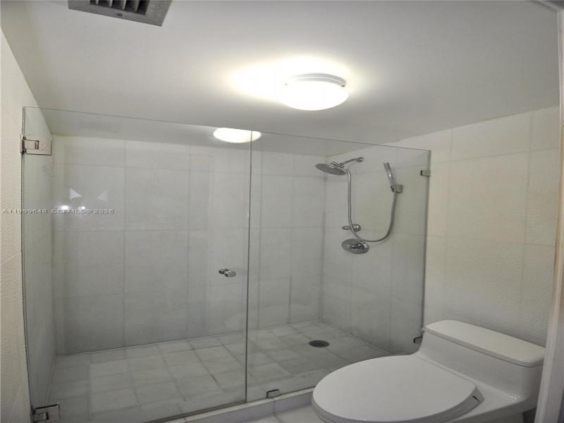 Condo for sale at Parker Plaza Estates 803