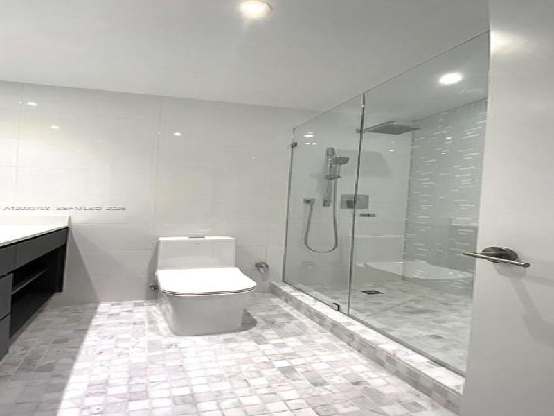 Condo for sale at Brickell Place IV CC6