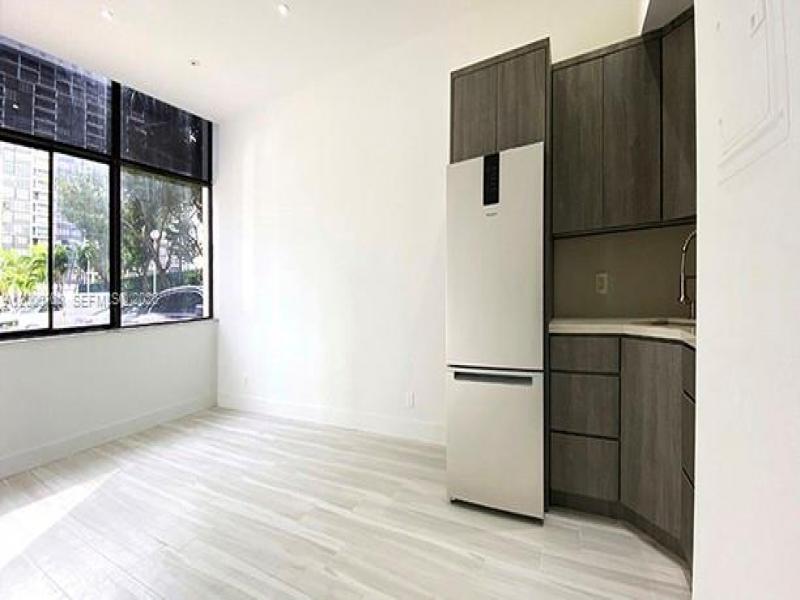 Condo for sale at Brickell Place IV CC6