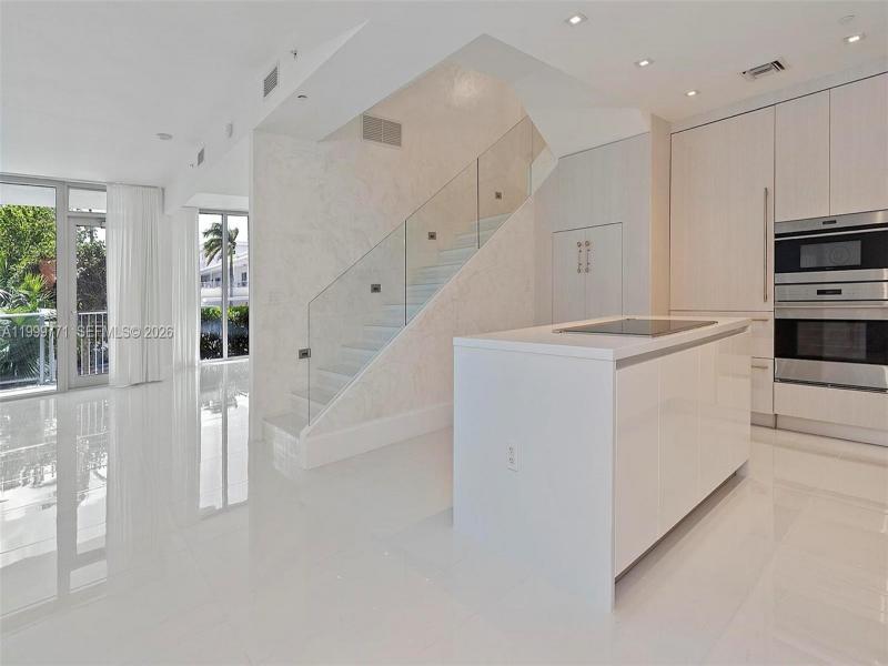 Condo for sale at Paramount Fort Lauderdale TH3