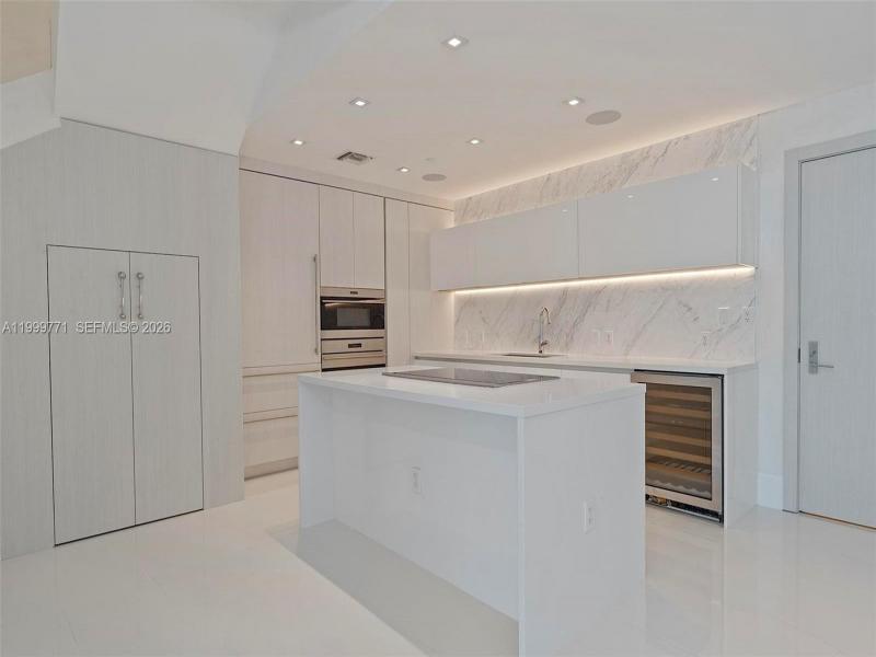 Condo for sale at Paramount Fort Lauderdale TH3